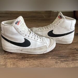 Nike White and Black High-Top Sneakers blazer 7Y